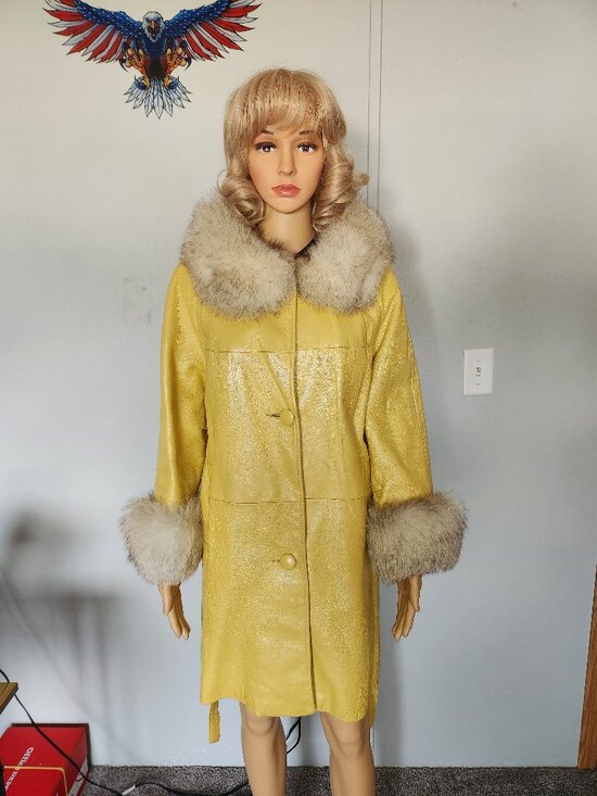 Vintage Joseph R. Harrie Jackets & Blazers - #798 Vintage leather/fur coat